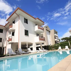 Albaluisa Apartment